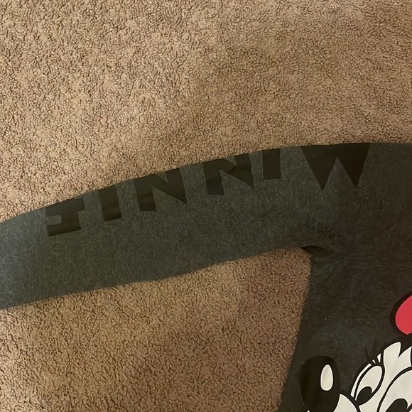 Womens size M Minnie Mouse sweatshirt - Picture 3 of 7